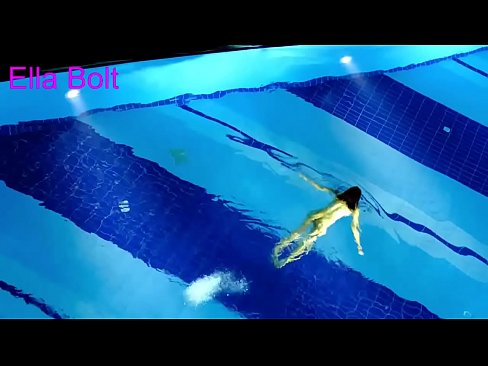 ❤️ Je ne peux pas m'arrêter de regarder, jeune blonde prise en train de nager nue dans la piscine de la station ELLA BOLT. ️ Porno de qualité at us fr.xxxdesichudai.ru ❌❤