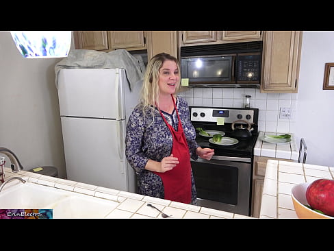 ❤️ Belle-mère qui le traie dans la cuisine avant son rendez-vous. ️ Porno de qualité at us fr.xxxdesichudai.ru ❌❤